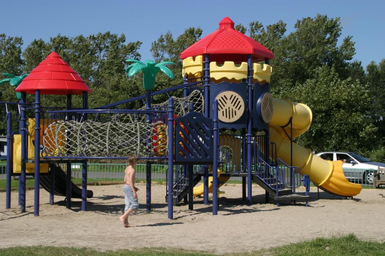 קלאנטסהוך Cs 32 - Vakantiepark Callassande מראה חיצוני תמונה